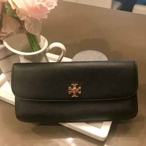 Tory Burch class black clutch!!!